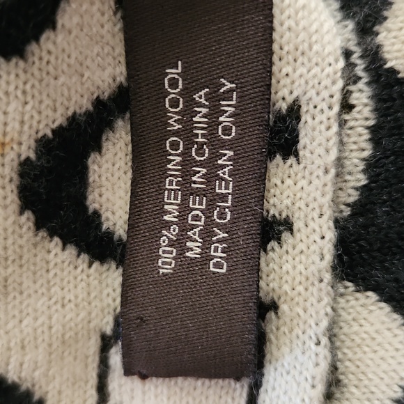 Merino Wool Hat and Scarf Set - Picture 3 of 4